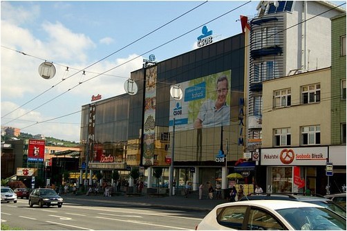 obchodni-centrum-na-dlouhe-ulici.jpg